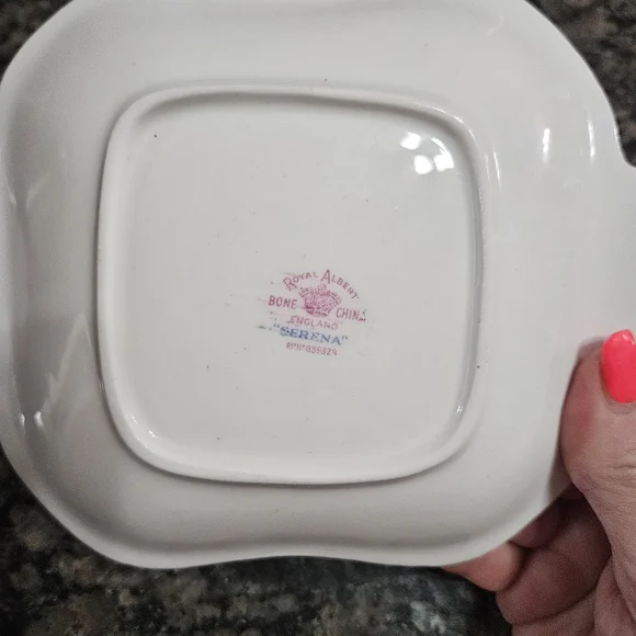 Royal Albert Pink and Gold Floral Square Plate - Picture 4 of 5